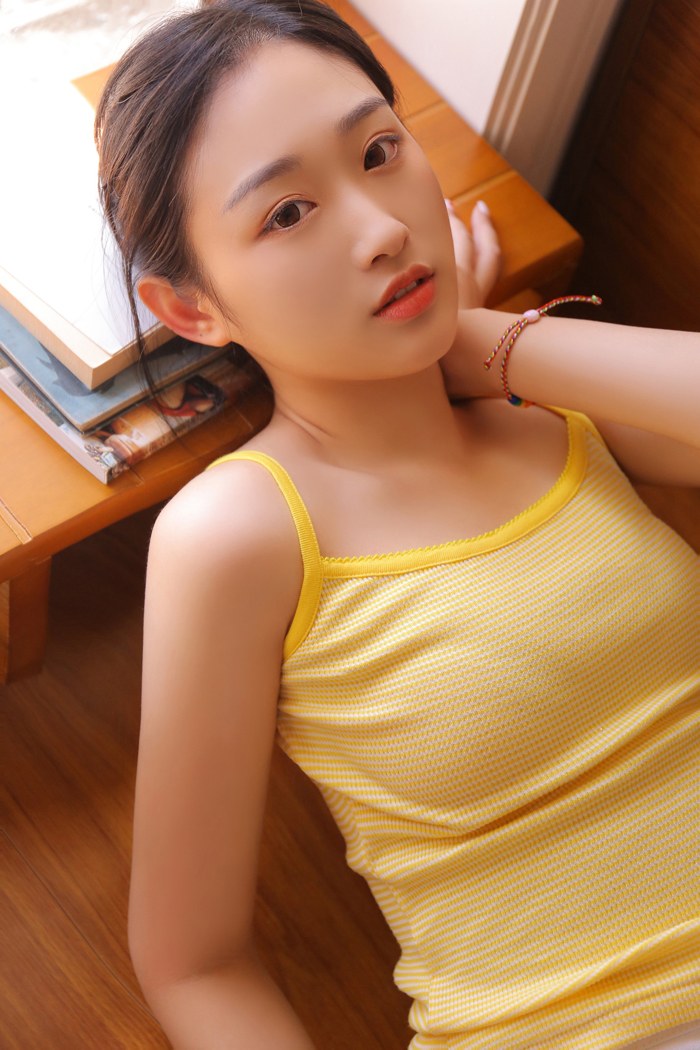 红色圣诞美女很养眼很迷人(图7)