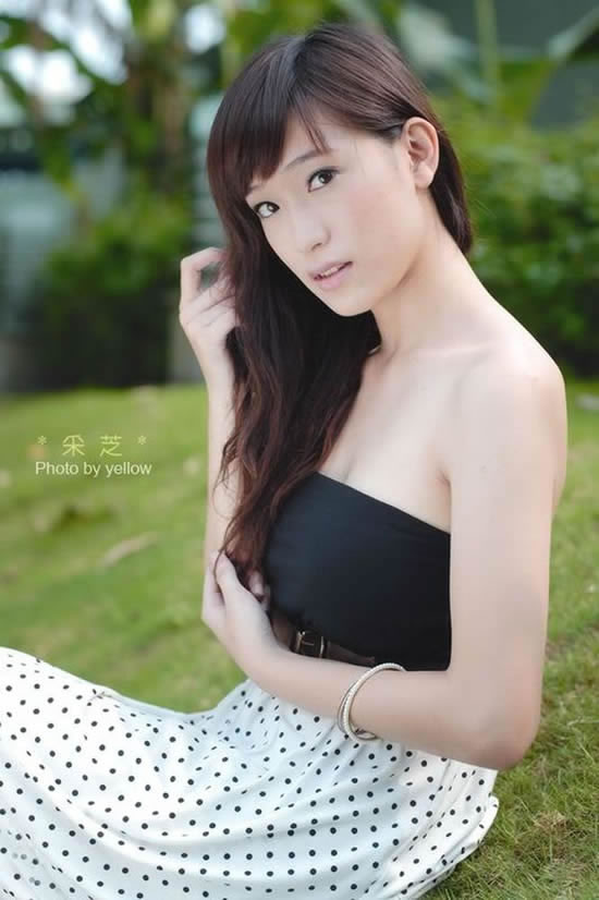 影子mm户外清纯照 尽享悠闲自在生活(图6)