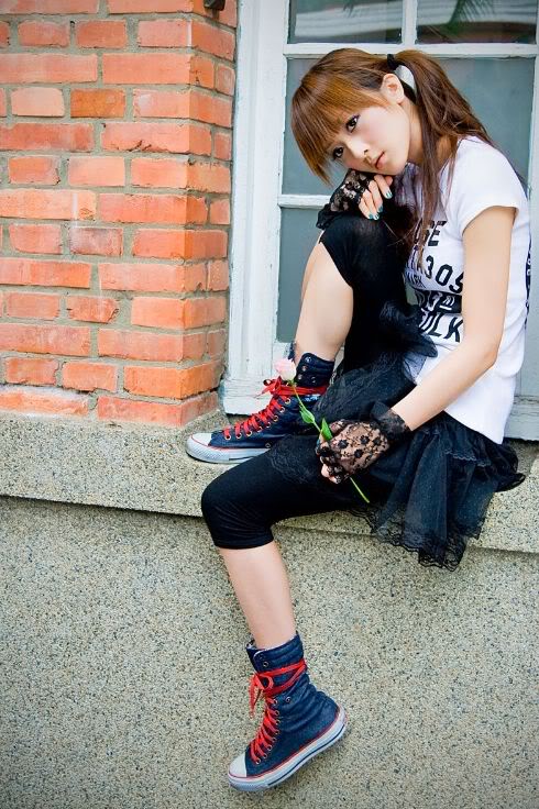 台湾果子MM蝶恋花情结写真(图8)