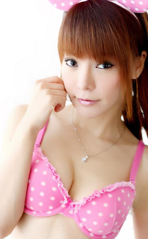 90后清纯美眉绝版内衣秀(图20)