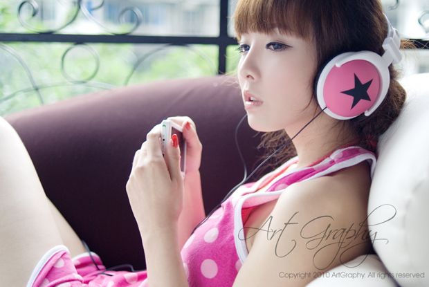 MM清纯写真套图 迷人大眼吸人眼球(图11)