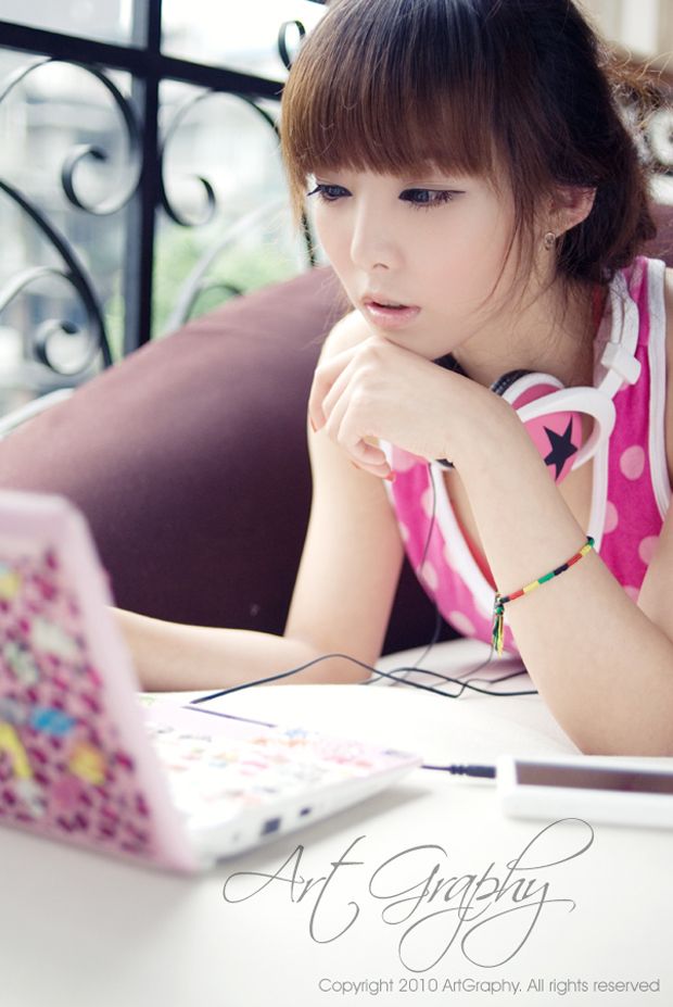 MM清纯写真套图 迷人大眼吸人眼球(图12)