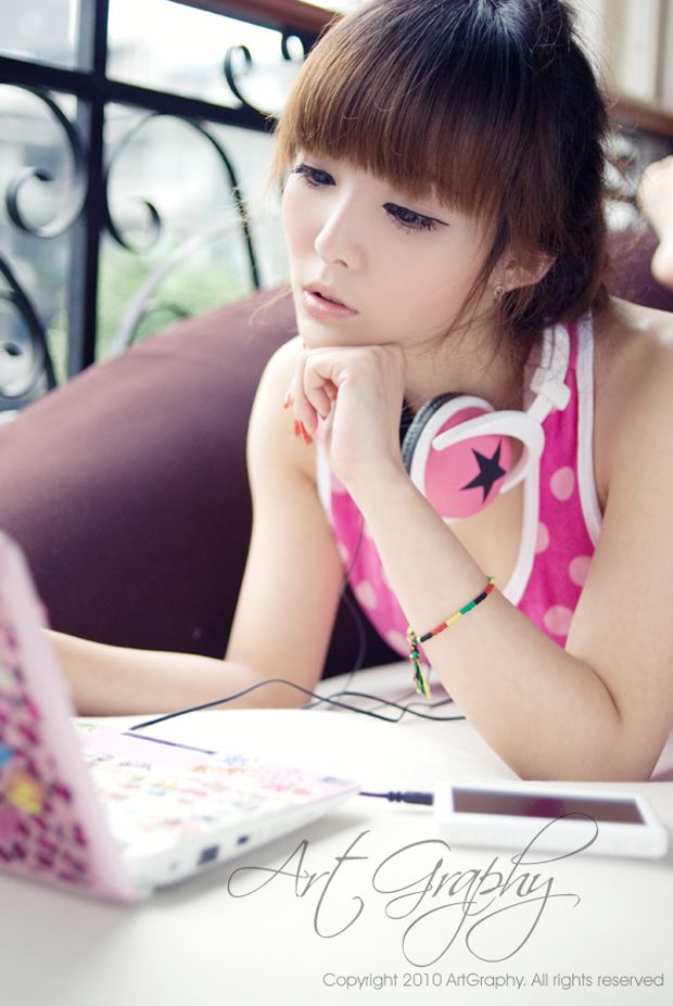 MM清纯写真套图 迷人大眼吸人眼球(图15)