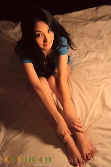 美空超级美女—杨茜柔情内衣秀(图26)