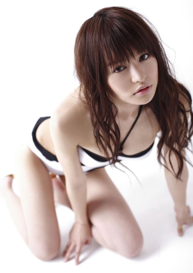 绝美妙龄女孩家居高清写真(图6)