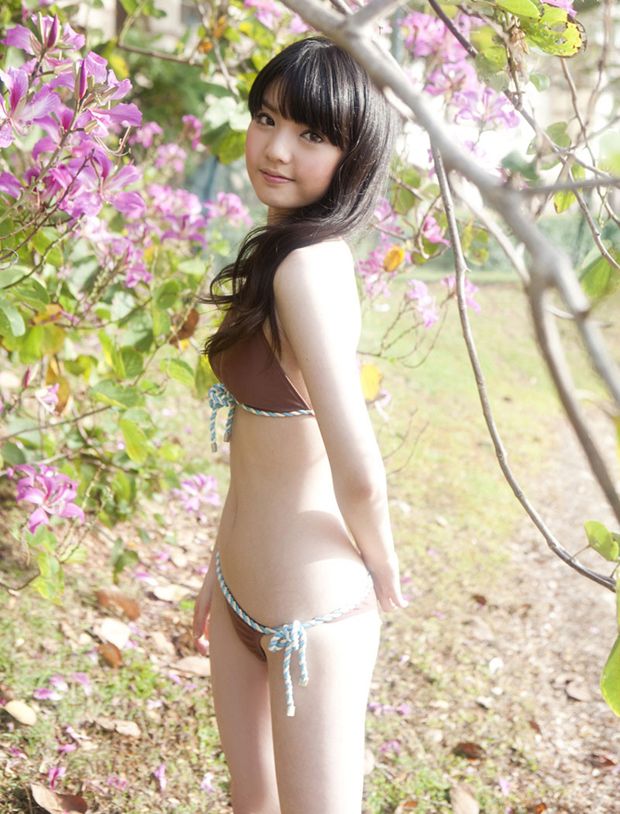 绝色小妖精多样比基尼私房照(图13)