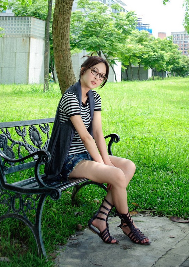 台湾女生果子MM最新写真出炉(图3)