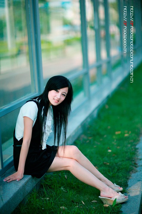 养眼美眉清新写真《街角遇见》(图4)