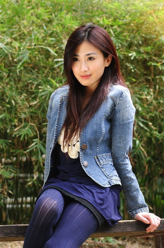 至纯少女牛仔装笑容很迷人(图10)