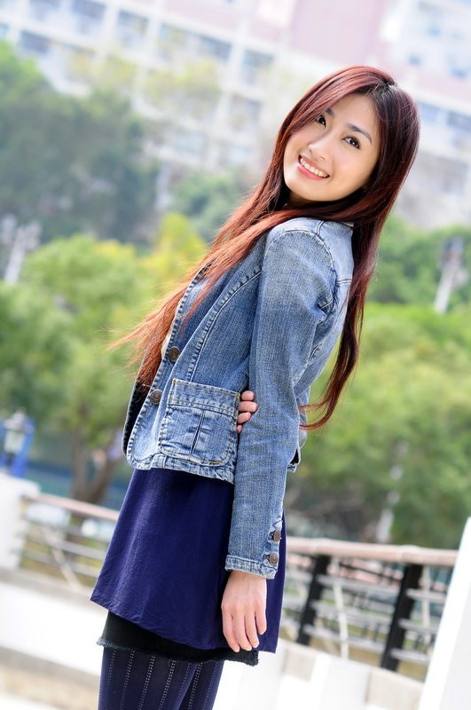 至纯少女牛仔装笑容很迷人(图15)