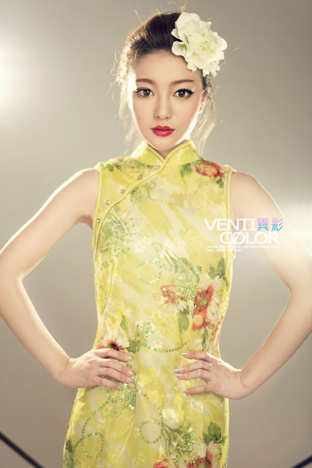 别有时尚风味的中国旗袍美女(图10)