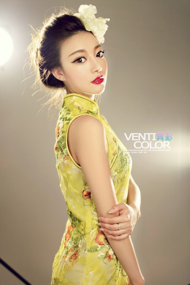 别有时尚风味的中国旗袍美女(图11)