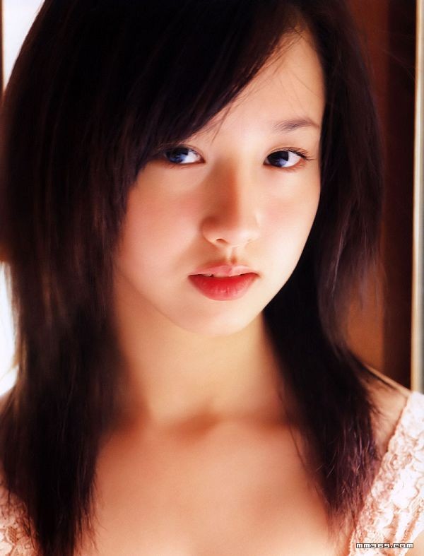 日本有名的清纯校花美女(图3)