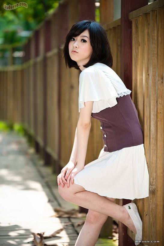 惊艳脱俗的院校美女校花(图8)