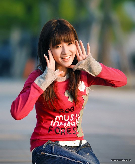 西安大学清纯校花红美丽(图5)