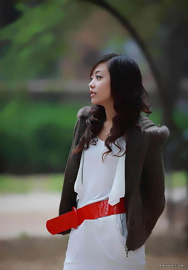 北京艺校舞蹈班女生黄美姬(图10)