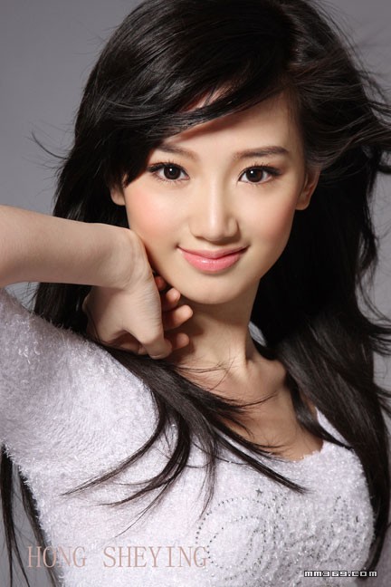 中戏清纯玉女-毛晓彤(图1)