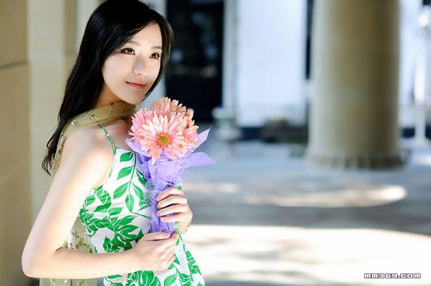 华东政法大学美女思思(图3)