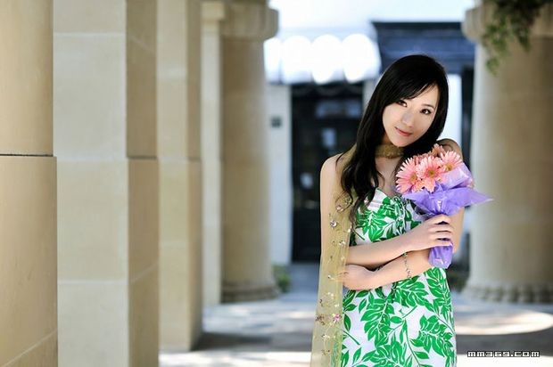 华东政法大学美女思思(图5)