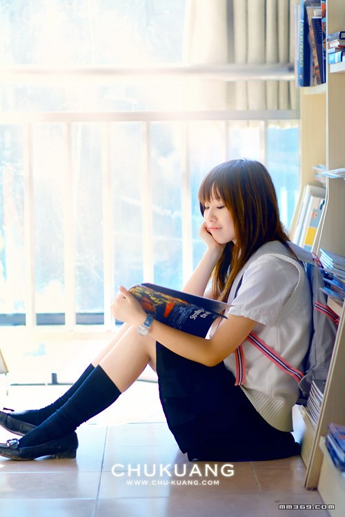 绽放的夏日校园美女(图10)