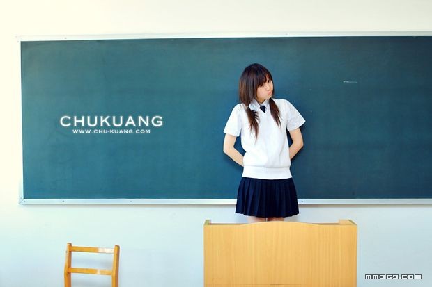 绽放的夏日校园美女(图11)