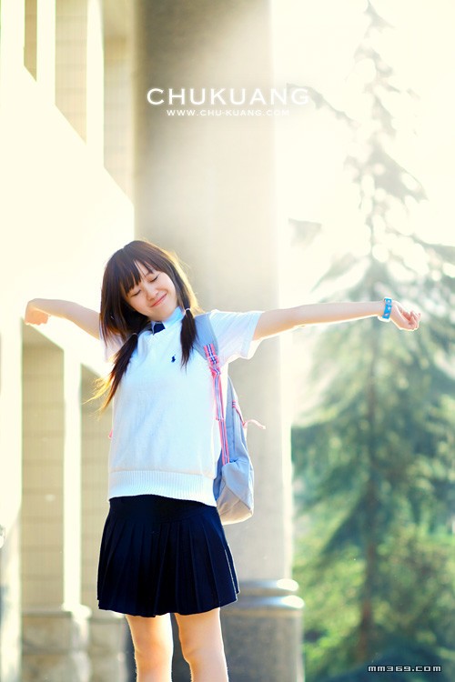 绽放的夏日校园美女(图7)