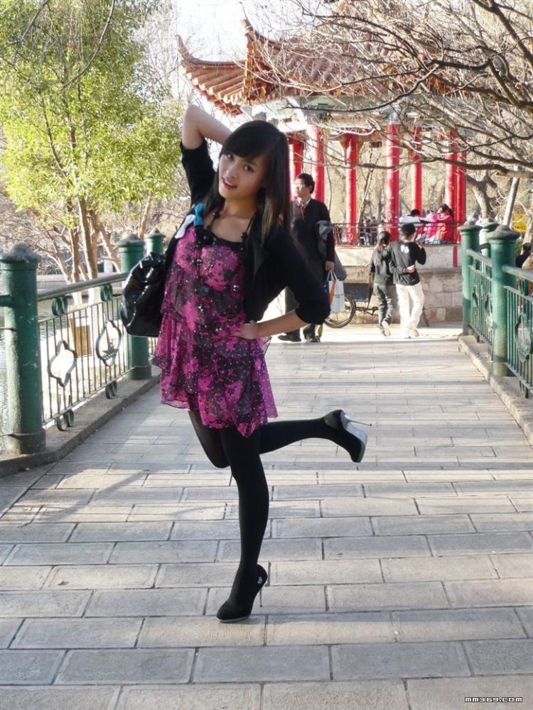 云南大学校花美女王一婷(图10)