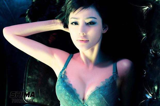 艺术学院美女校花 张琳晗性感内衣秀(图7)