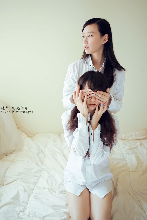 靓丽大学女生美眉影棚玩暧昧(图15)