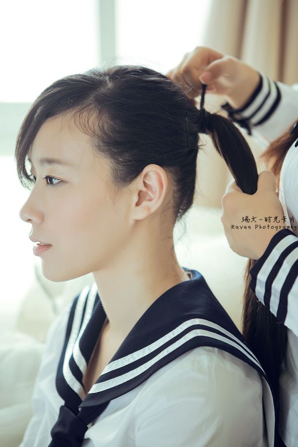 靓丽大学女生美眉影棚玩暧昧(图7)