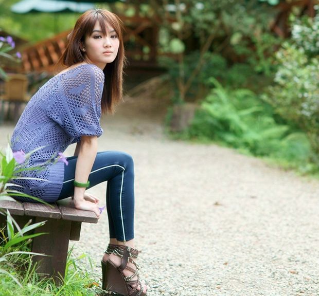 台湾超乖巧校花小品高清写真(图8)