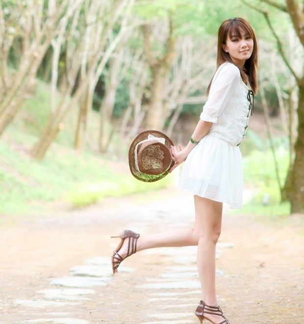 台湾超乖巧校花小品高清写真(图9)