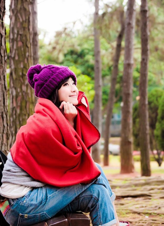 清纯台湾学妹妹学校后山拍写真(图3)