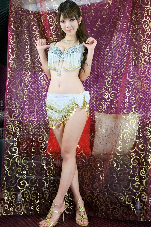 美胸模特赵妍欢大尺度诱惑写真(图12)