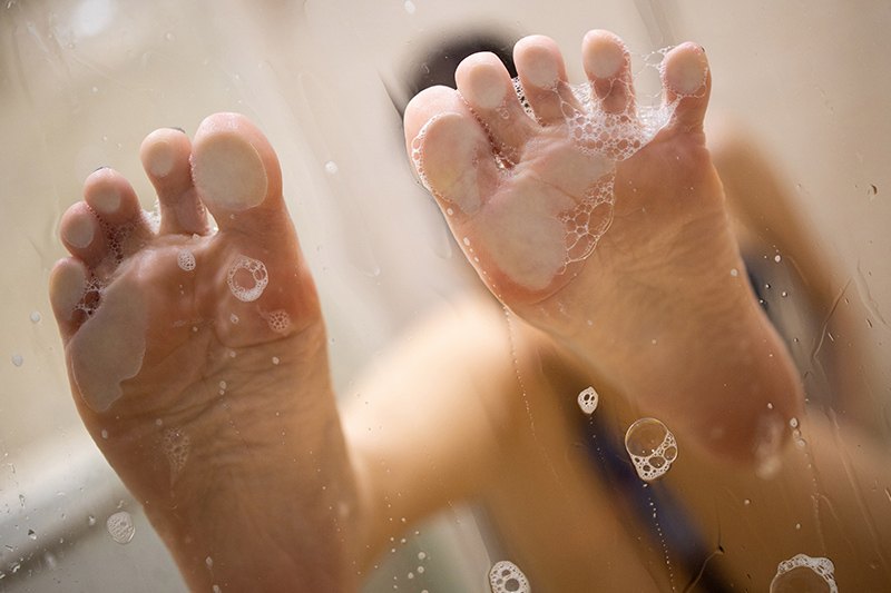 迷人学姐杨晨晨透视蕾丝裸足特写(图77)