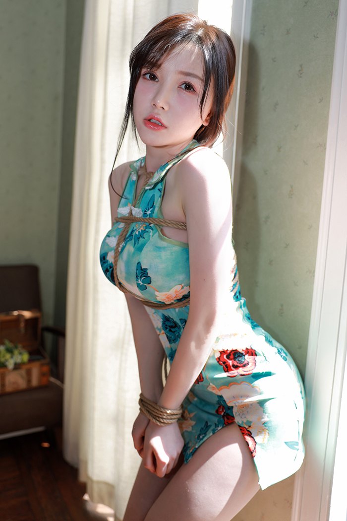 宅男女神糯美子肉丝旗袍捆绑诱惑(图6)
