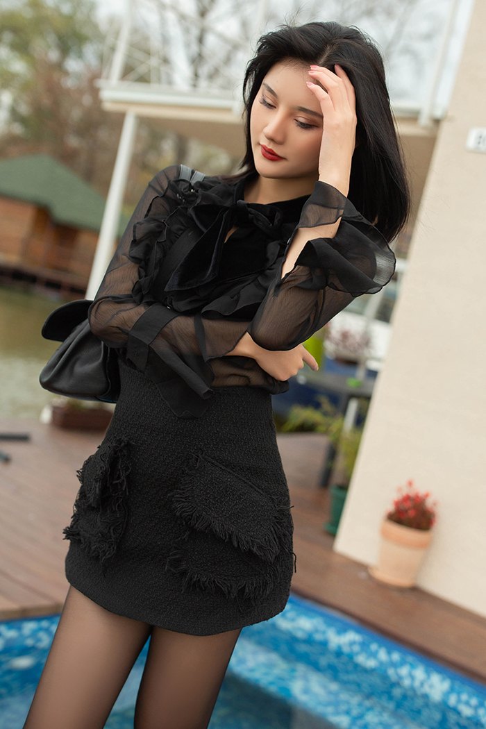 热辣总裁阿朱美腿酥胸莫名发情露骨(图13)