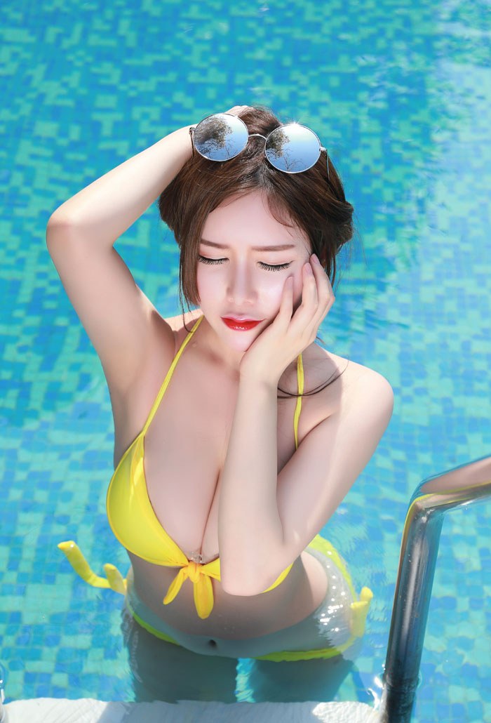 性感女神于姬黄色比基尼旅拍写真(图17)