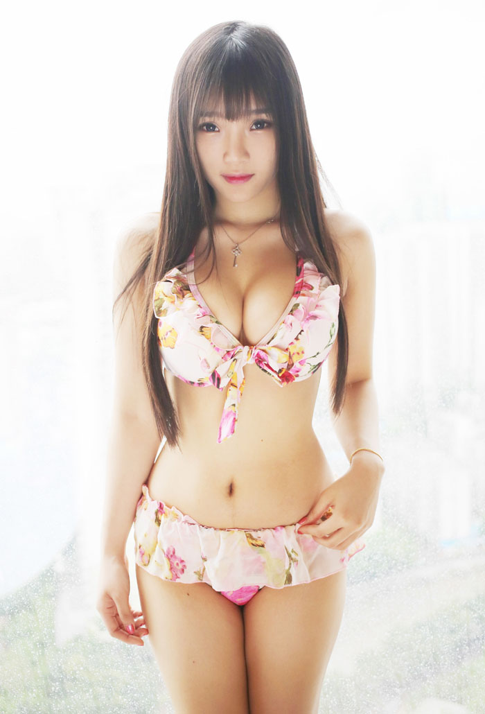 巨乳夏瑶baby花花比基尼私房照(图8)