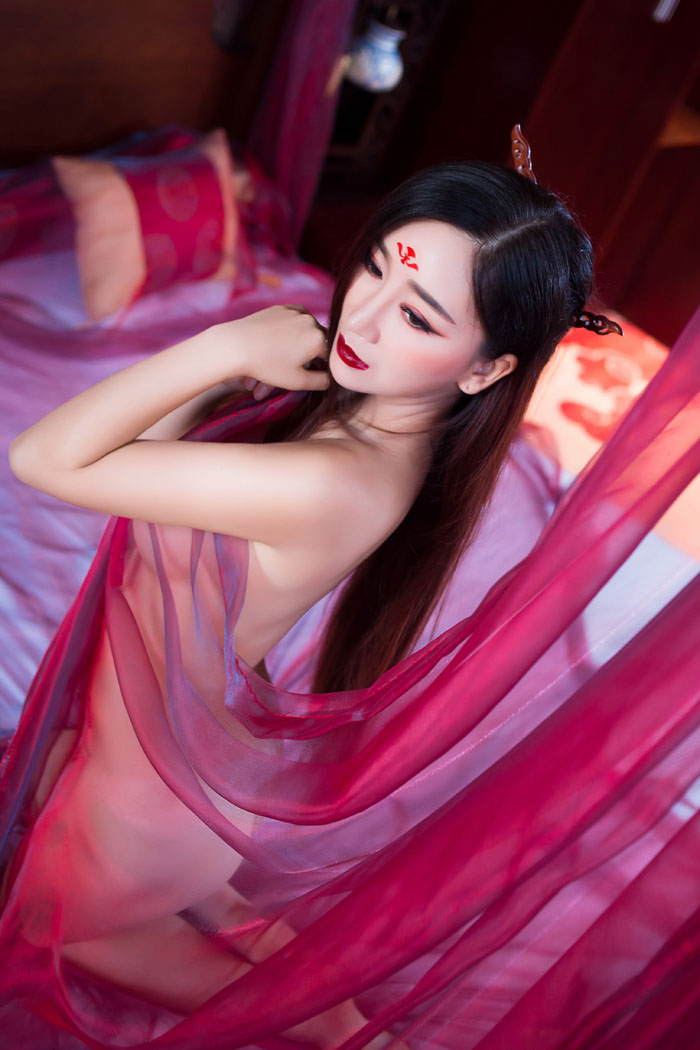 现代东方不败邹晶晶另类性感写真(图34)