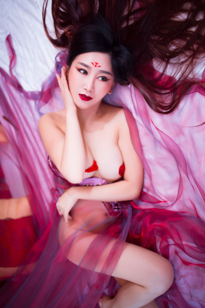 现代东方不败邹晶晶另类性感写真(图52)