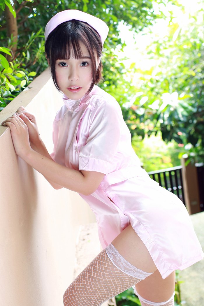 性感护士艾莉情趣网袜美乳呼之欲出(图49)