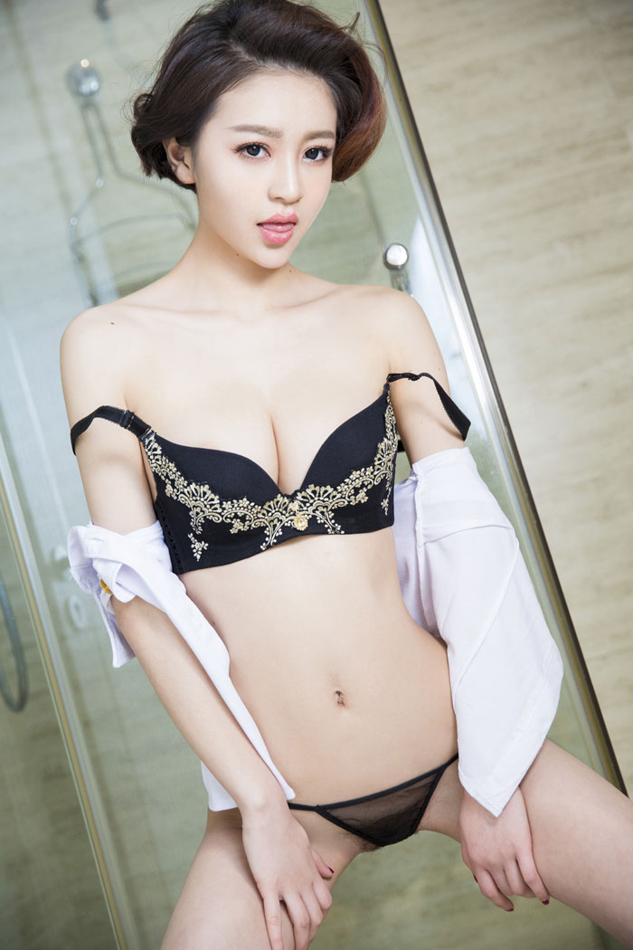 性感空姐文静真正的小身材大诱惑(图37)