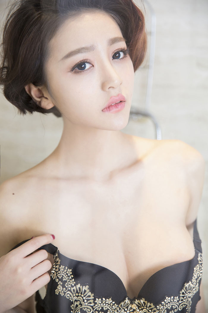 性感空姐文静真正的小身材大诱惑(图46)