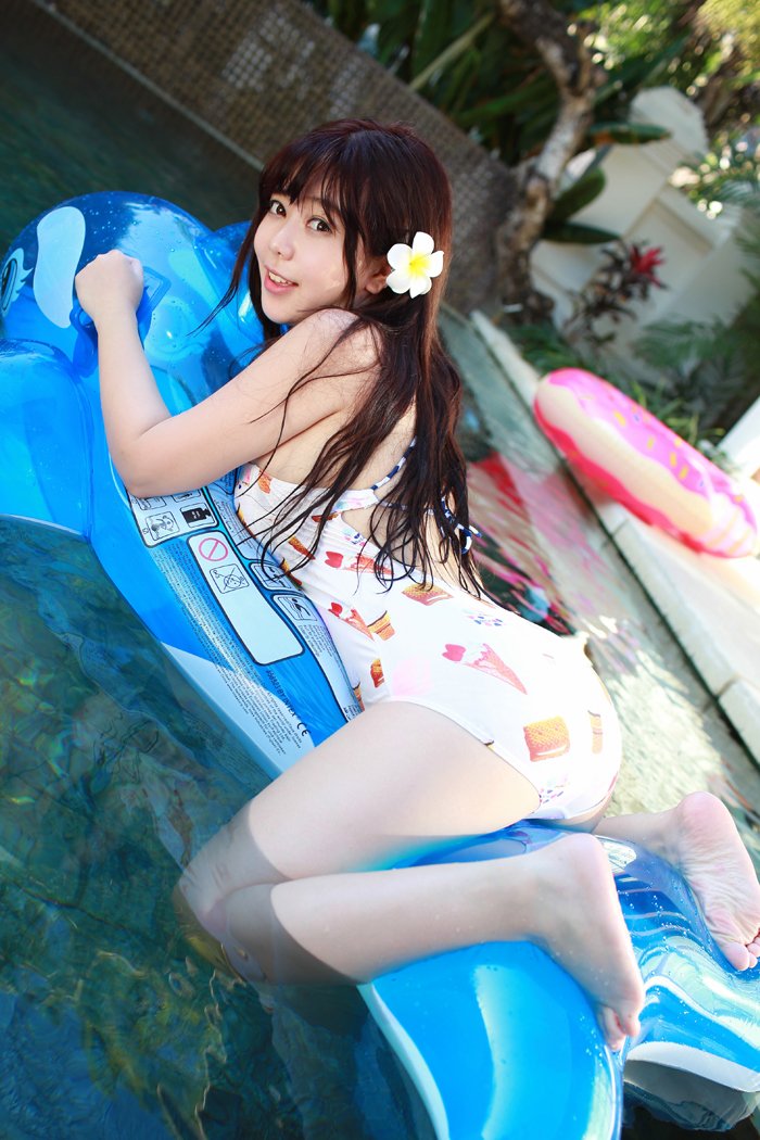 美胸可人刘飞儿海南度假性感照片(图31)