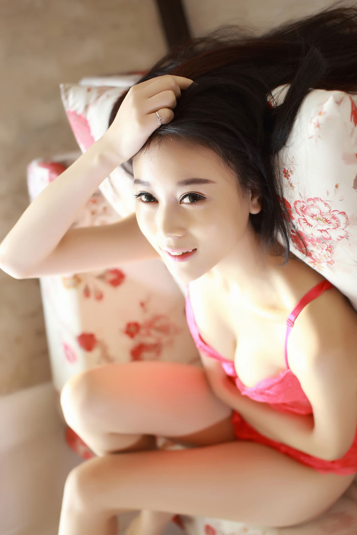 情趣美女赵小米床上翻滚诱惑无极限(图36)