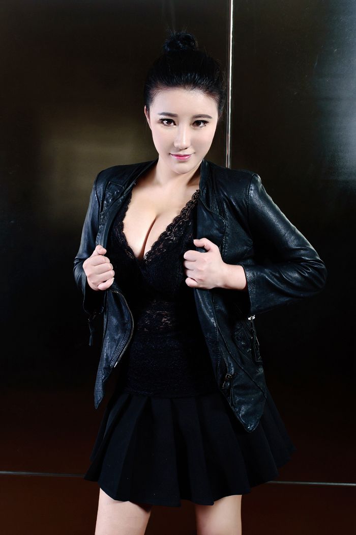 香港性感嫩模EVA胸前大开巨乳尽现(图24)