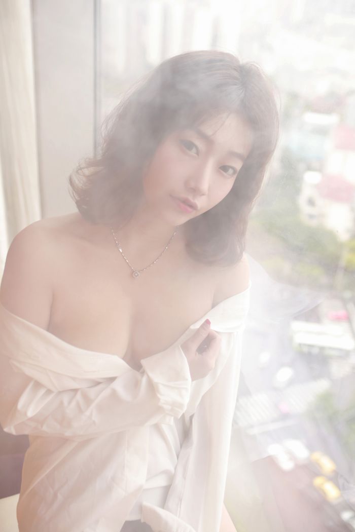 翘臀美女陈思雨张腿搔姿令人销魂(图41)