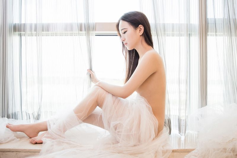 性感嘉茵修长美腿翘巨臀大玩泡泡浴(图28)