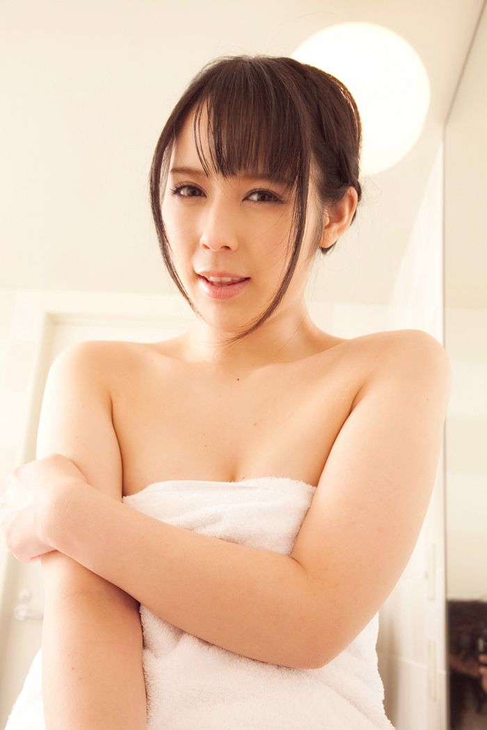 翘臀萝莉佳苗瑠华酒店私拍张腿晒诱惑(图46)